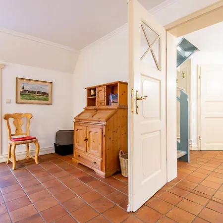 Semesterbostad Friesenhaus Kaeptn Hahn Hausteil 05